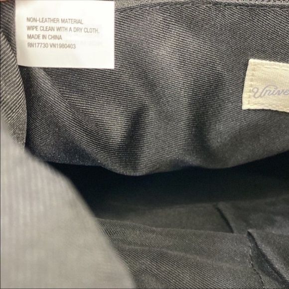 🌺 Universal Thread Faux Leather Black Backpack Bag- w/Flap Snap NEW with Tags - Picture 6 of 12